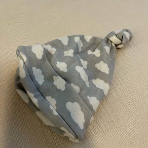 Cloud baby hat